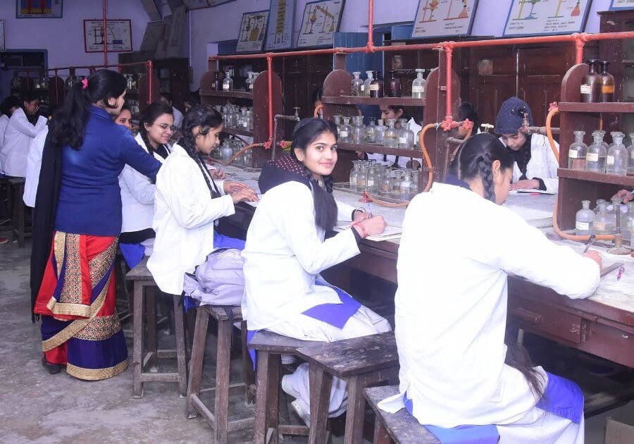 chemistry-lab1.jpg